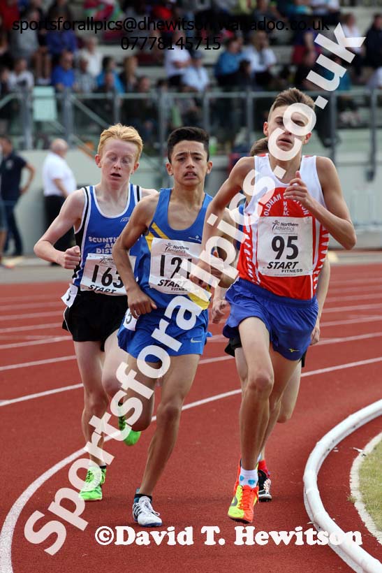 Boys under-15s 1500 metres, Northern Under-13s, U-15s and 17s Championships. Photo: David T. Hewitson/Sports for All Pics
